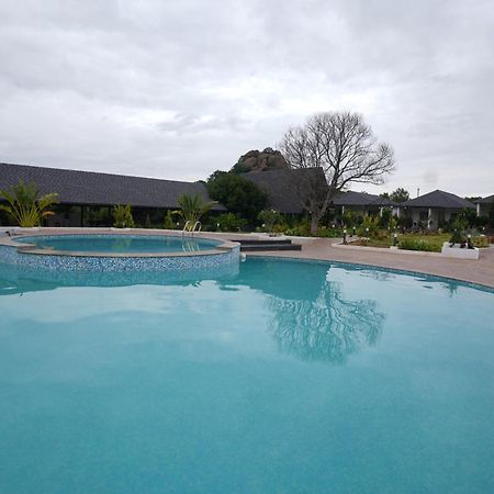 Q Mango Resort Ramanagara Exterior photo