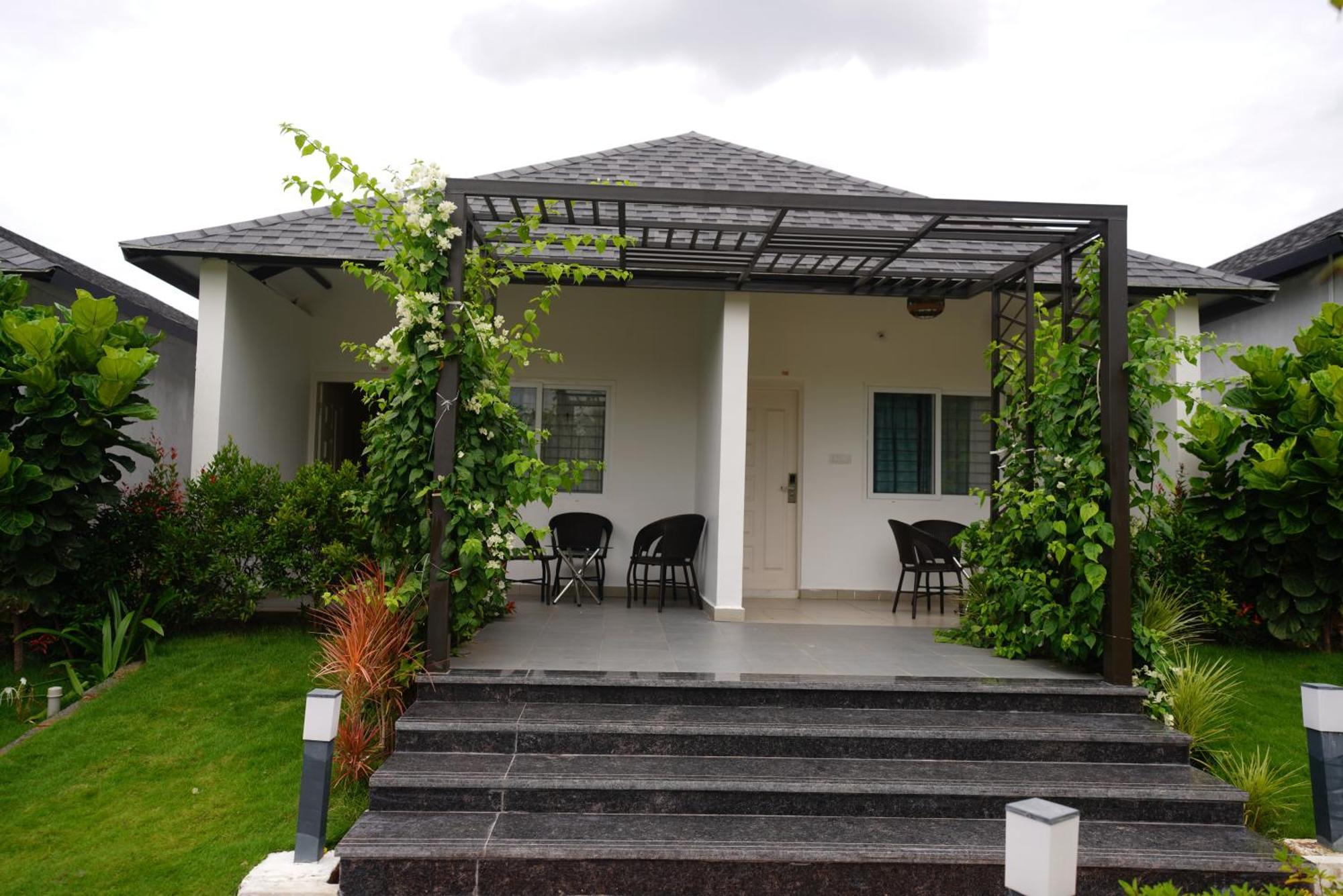 Q Mango Resort Ramanagara Exterior photo